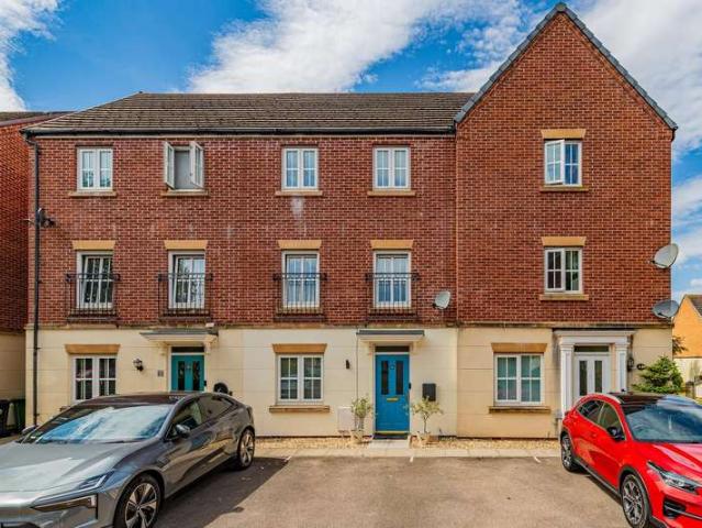 Townhouse for sale in Falcon Lodge, Wales