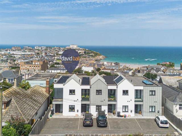 Townhouse for rent in Newquay, Cornwall
