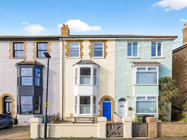 Townhouse for sale in Cowlease, Ventnor