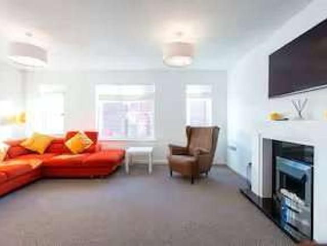 Townhouse for rent in Falcon Lodge, Wales