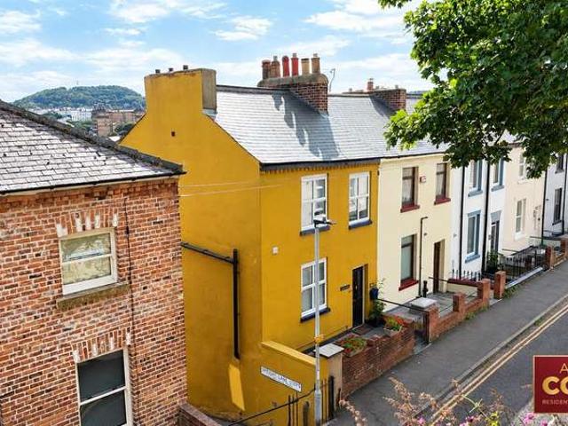 Townhouse for sale in The Old Town, Kepwick