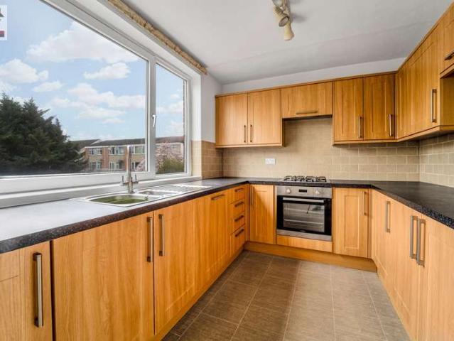Townhouse for sale in London Borough of Hounslow, Spring Grove