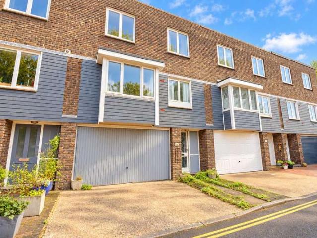 Townhouse for sale in Old Portsmouth, Portsmouth