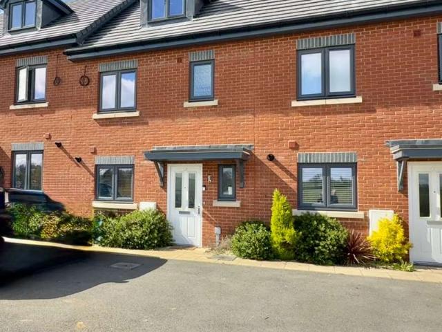 Townhouse for sale in Ashby Fields, Daventry