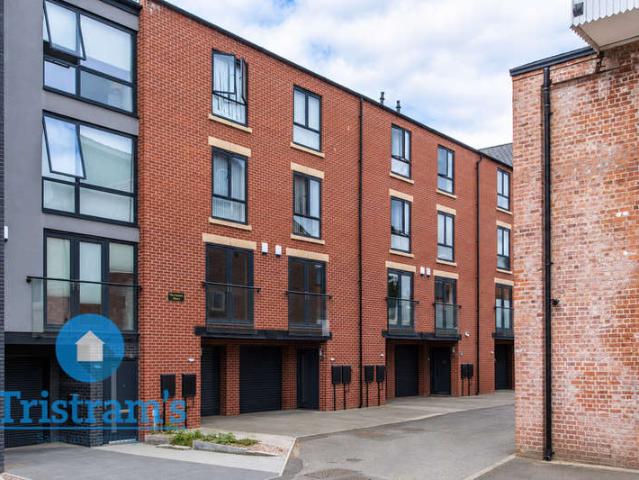 Townhouse for sale in Swingate, Attenborough