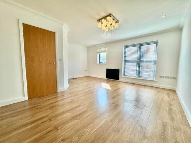 Townhouse for rent in East Bank, Norfolk