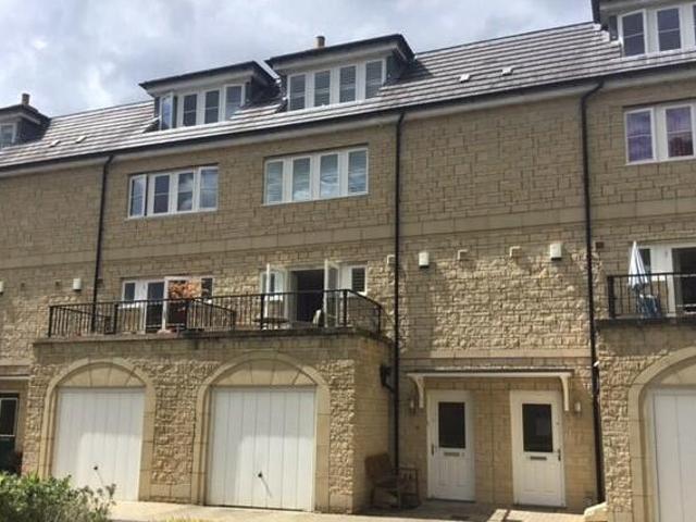 House for rent in Lyons, Greater London