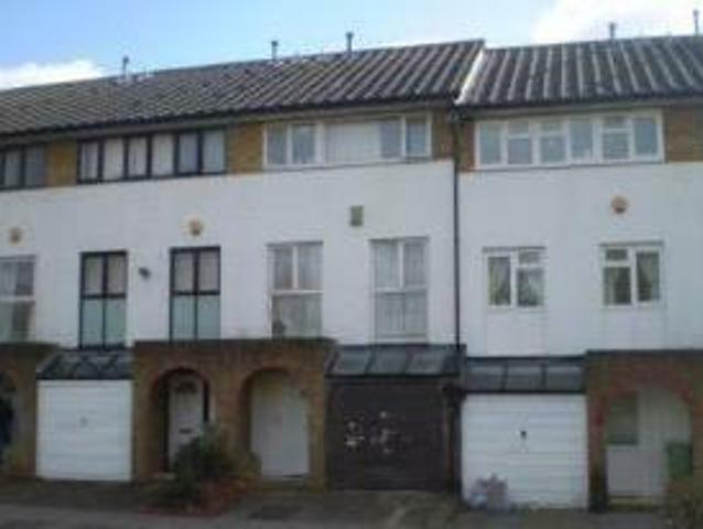 House for rent in Lyons, Greater London
