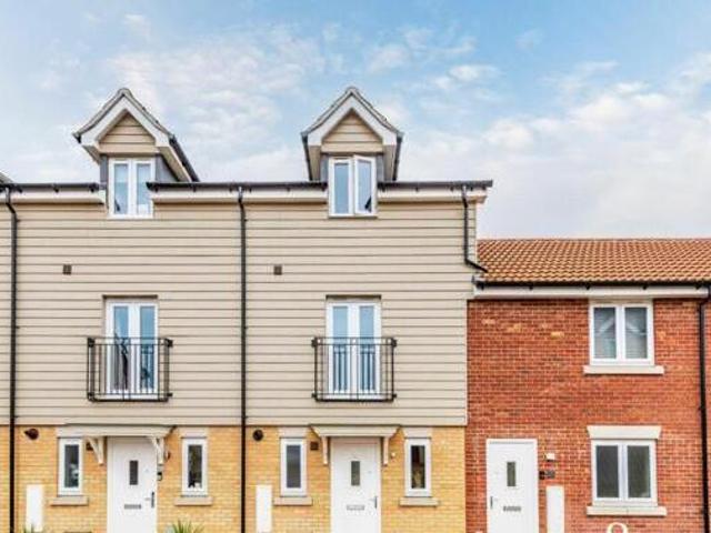 House for rent in Lyons, Greater London