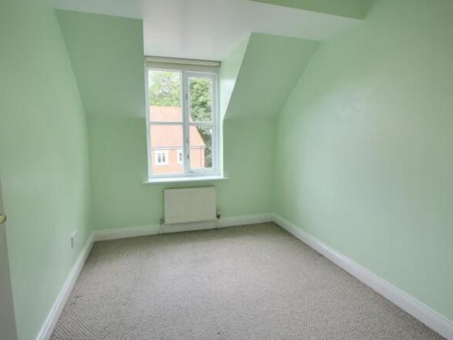 Townhouse for rent in East Bank, Norfolk