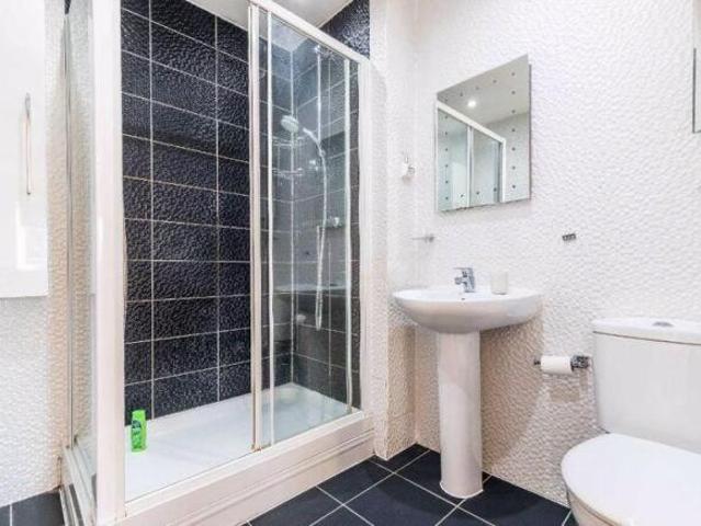 Townhouse for rent in Langley, New Forest