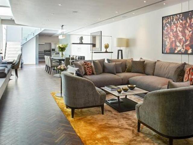 House for sale in Lyons, Greater London