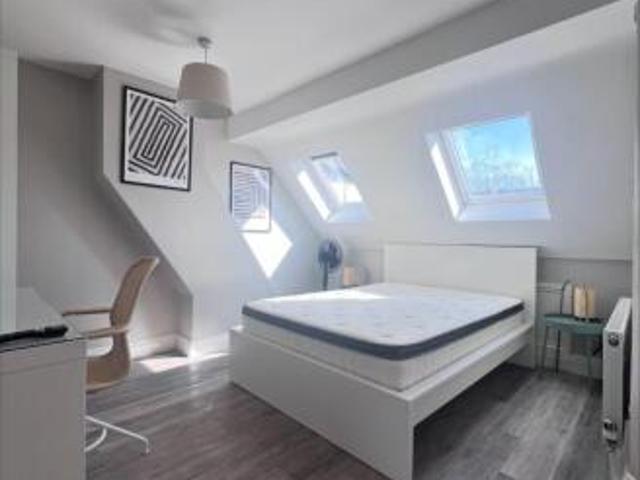 Townhouse for rent in Cat Hill
