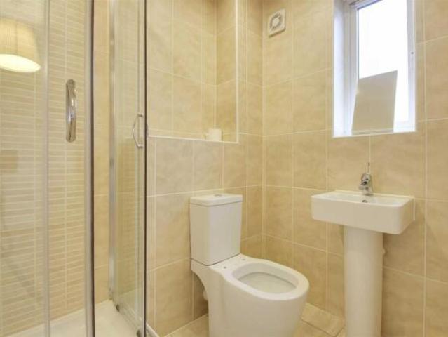 Townhouse for rent in Oakridge Park, Milton Keynes