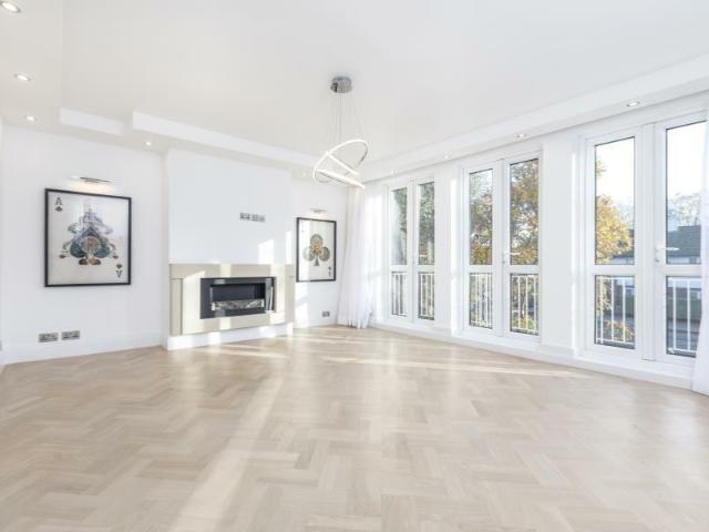 Townhouse for rent in Cat Hill, Isle Of Man