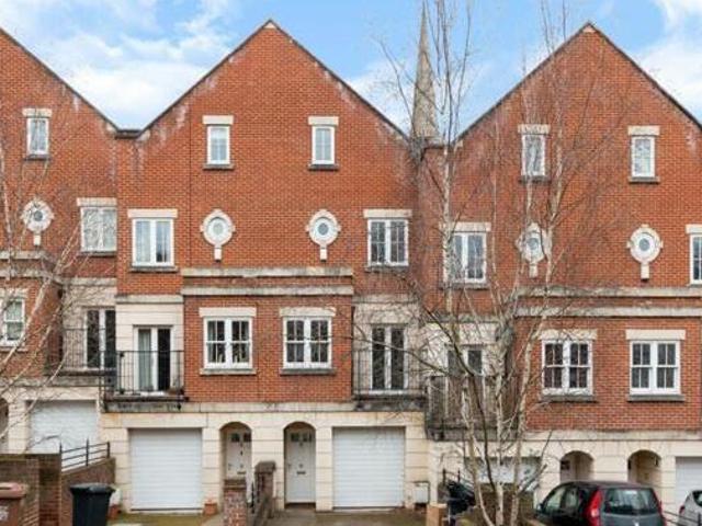 House for rent in Lyons, Greater London