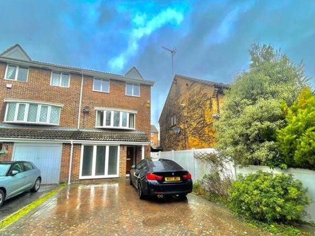 House for rent in Lyons, Greater London