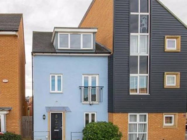 House for rent in Lyons, Greater London