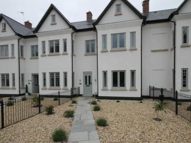 House for rent in Lyons, Greater London