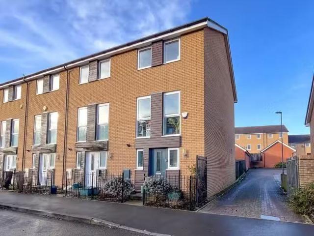 House for rent in Upper Walthamstow, Cat Hill