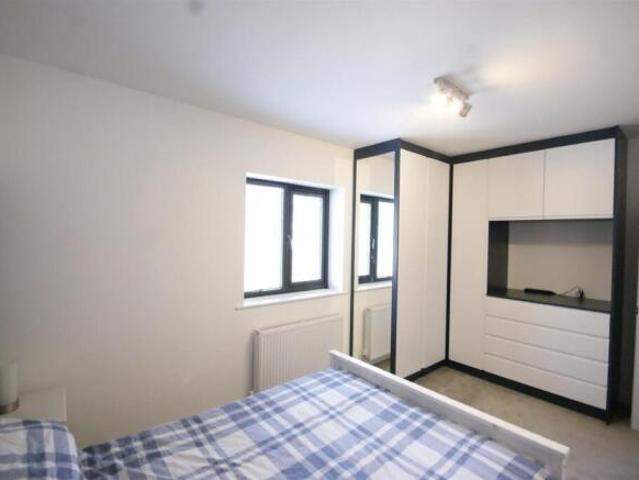 Townhouse for rent in New Boultham, Brayford