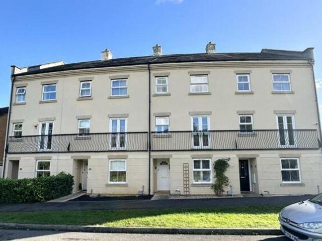 House for sale in Gloucester, Gloucestershire