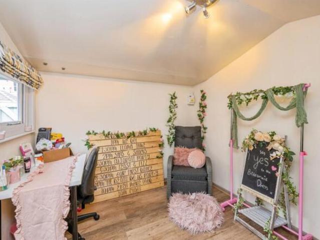 Townhouse for sale in East Midlands