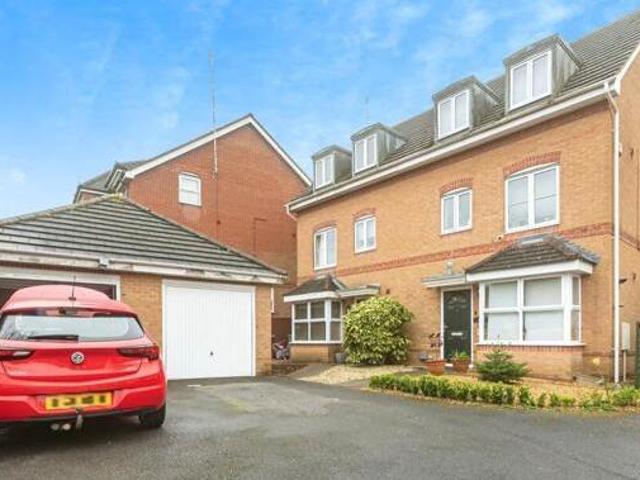 House for sale in Hounsome Fields, Priest Down