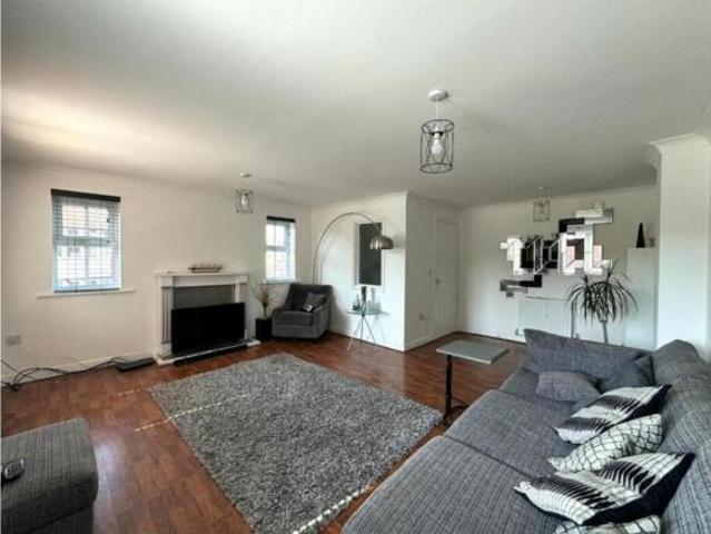 Townhouse for sale in Georgia, Greater Manchester