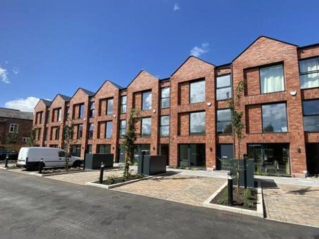 House for sale in Altrincham, Trafford