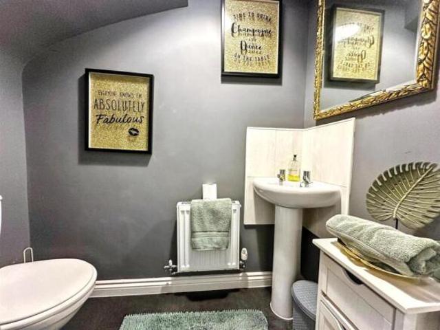Townhouse for sale in Staffordshire