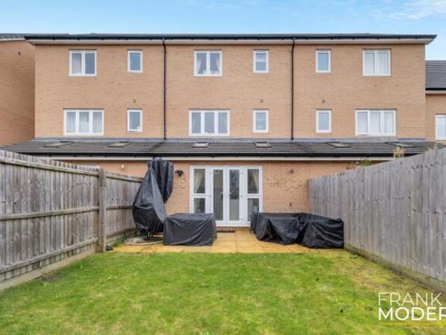 Townhouse for sale in Hampton Green, Cambridgeshire