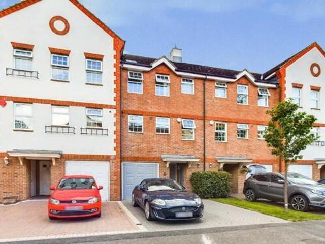 House for sale in Row Town, Surrey