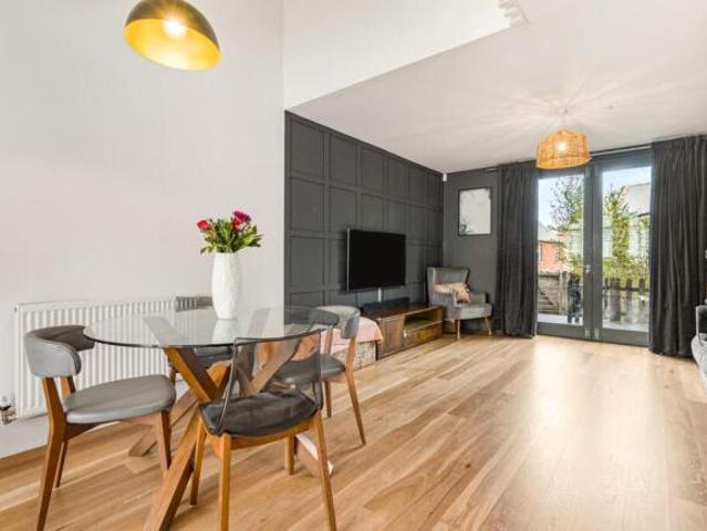 Townhouse for sale in Georgia, Greater Manchester
