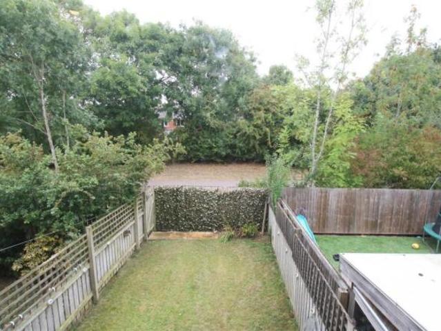 Townhouse for sale in Balby, South Yorkshire