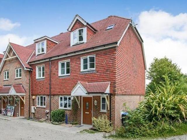 House for sale in Perryfields, West Sussex