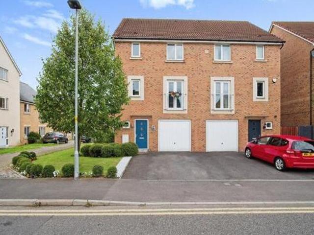 House for sale in Feckenham, City Of Bristol