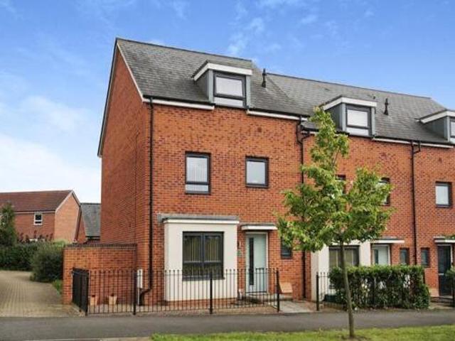 House for sale in Feckenham, City Of Bristol