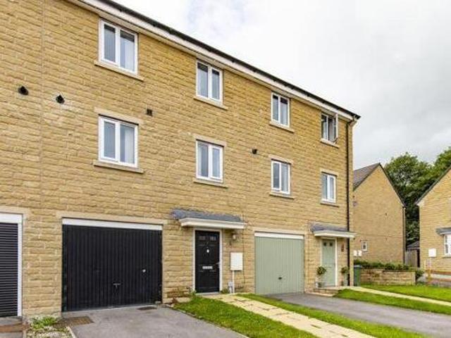 House for sale in Halifax, West Yorkshire