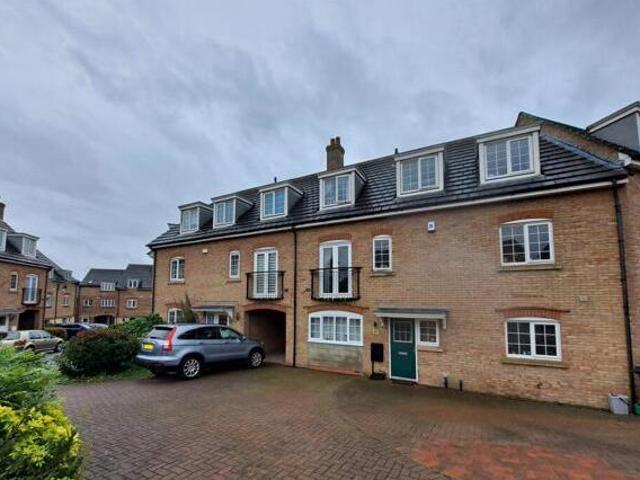 House for sale in Hampton Green, Cambridgeshire