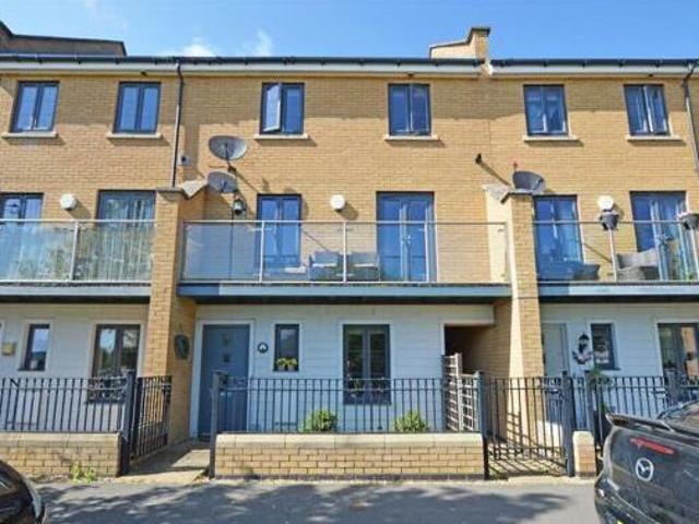 House for sale in Hampton Green, Cambridgeshire