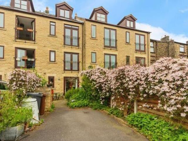 House for sale in Greater Manchester