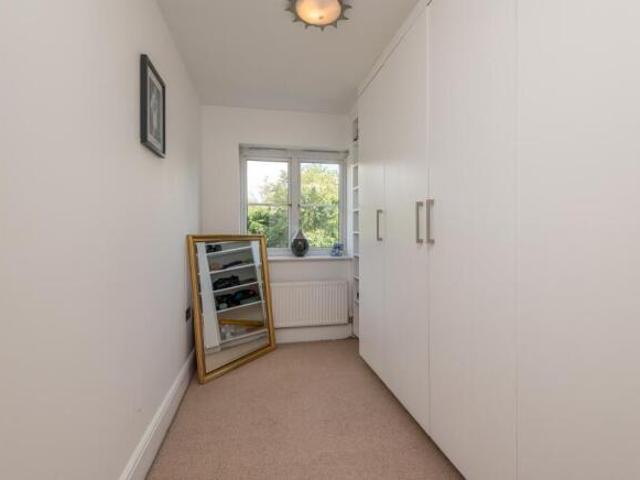 Townhouse for sale in Alwoodley, West Yorkshire