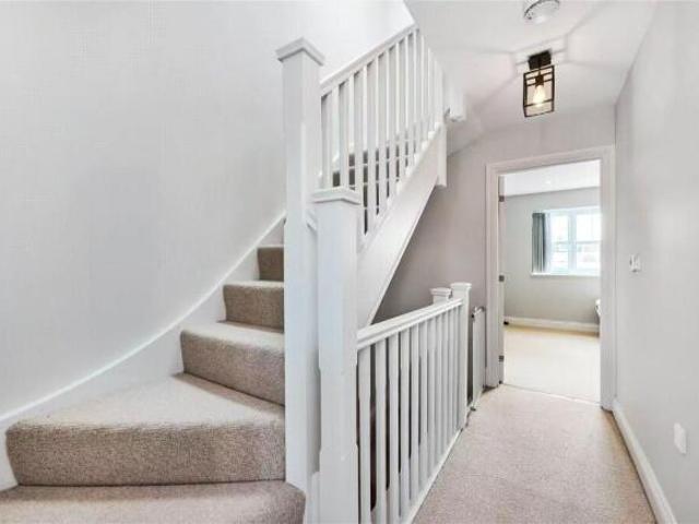 Townhouse for sale in Cat Hill