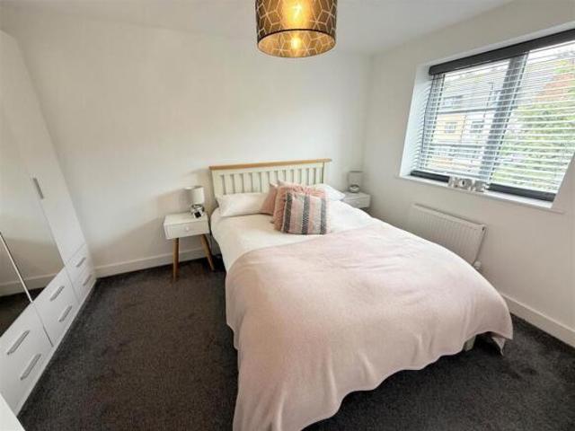 Townhouse for sale in Lakeside, South Yorkshire