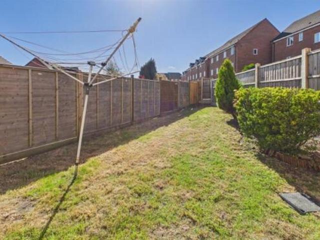 Townhouse for sale in Bilston, West Midlands