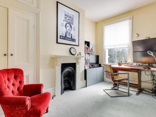 Townhouse for sale in Arbury, Cambridgeshire