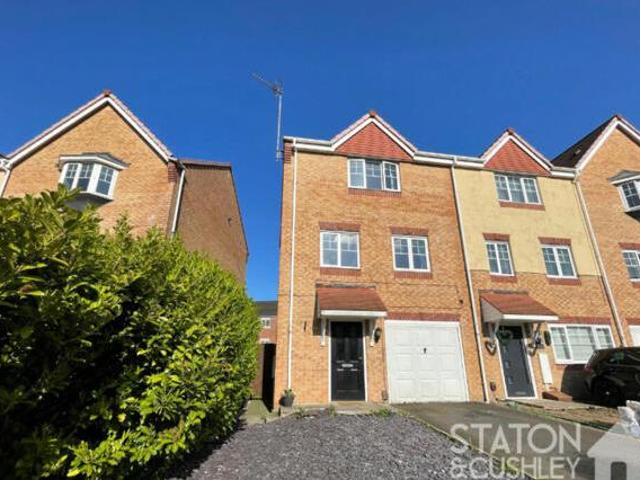 House for sale in Berry Hill, Potters Corner