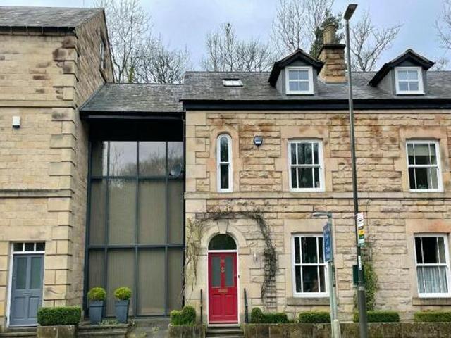 House for sale in Froggatt, East Midlands