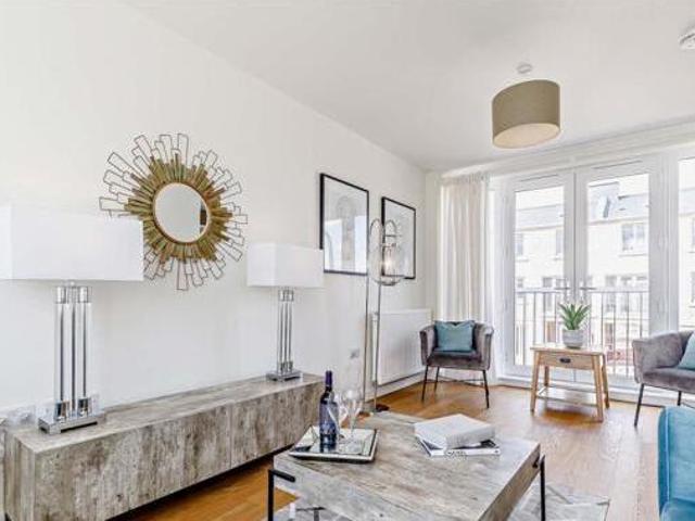 House for sale in Froggatt, East Midlands